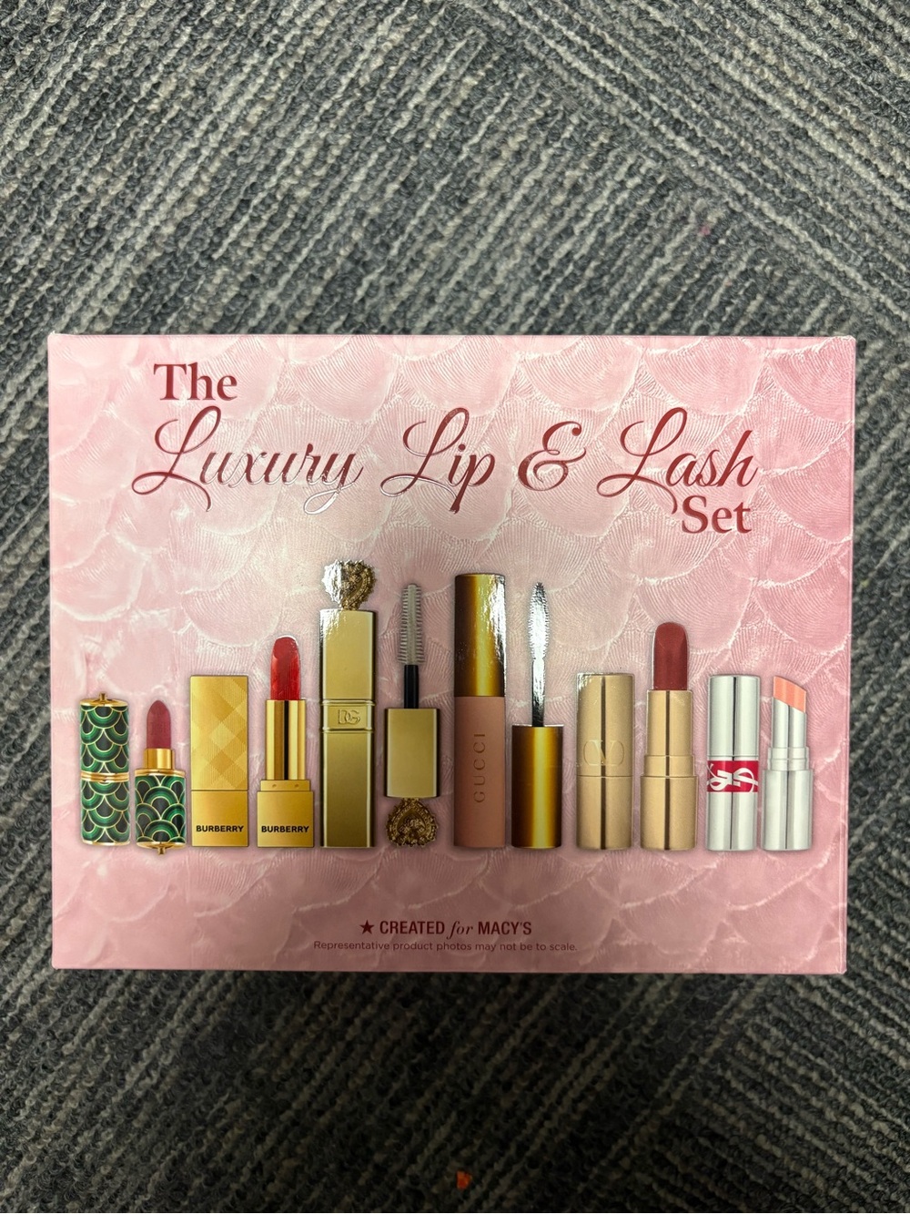 Gucci Gold & Pink Luxury Lip Set